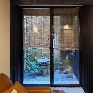 Nishodo Machiya Hikaru Gojo 日本